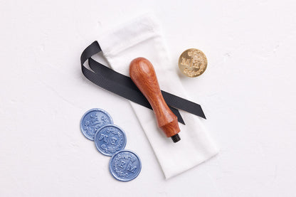 Custom Wax Seal + Discovery Kit (Stove + Spoon)